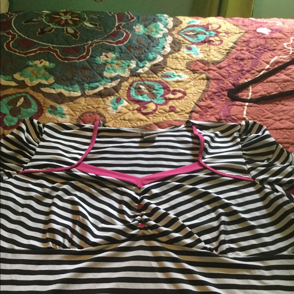 Two torrid tops size 4X